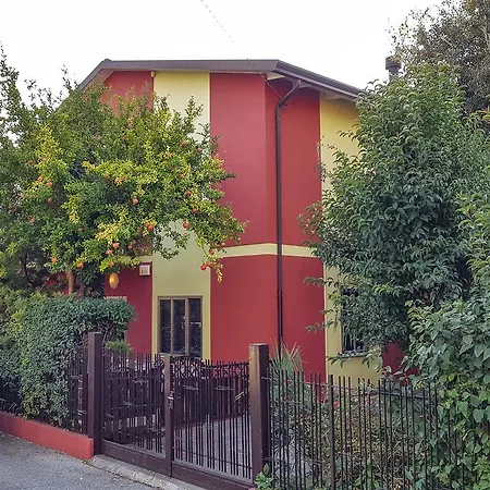 Apartment La Casa Rossa *